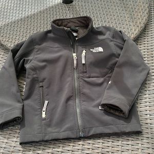 The north face boys jacket XS/tp